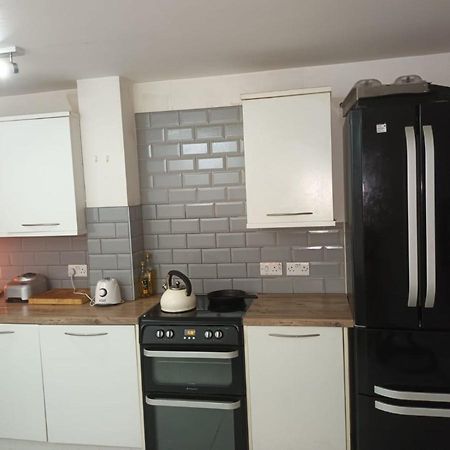 Cosy Modern Apartment In Central Bristol Near Stokes Croft Exterior photo